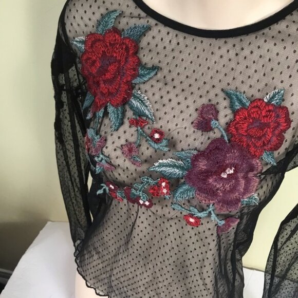 American Eagle AEO Sheer Mesh Flowers Embroidery Rose Stretch Top Shirt Y2K Boho - Picture 8 of 16